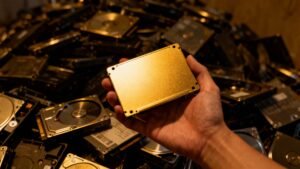 AI Crisis: SSDs 16X More Than HDDs!