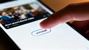 TikTok MELTDOWN? Uninstalls Soar 150%!