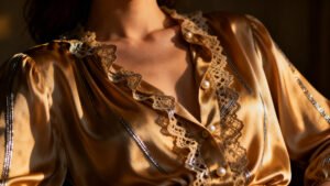 The $20 Blouse Secret: Luxe & Seasonless Style