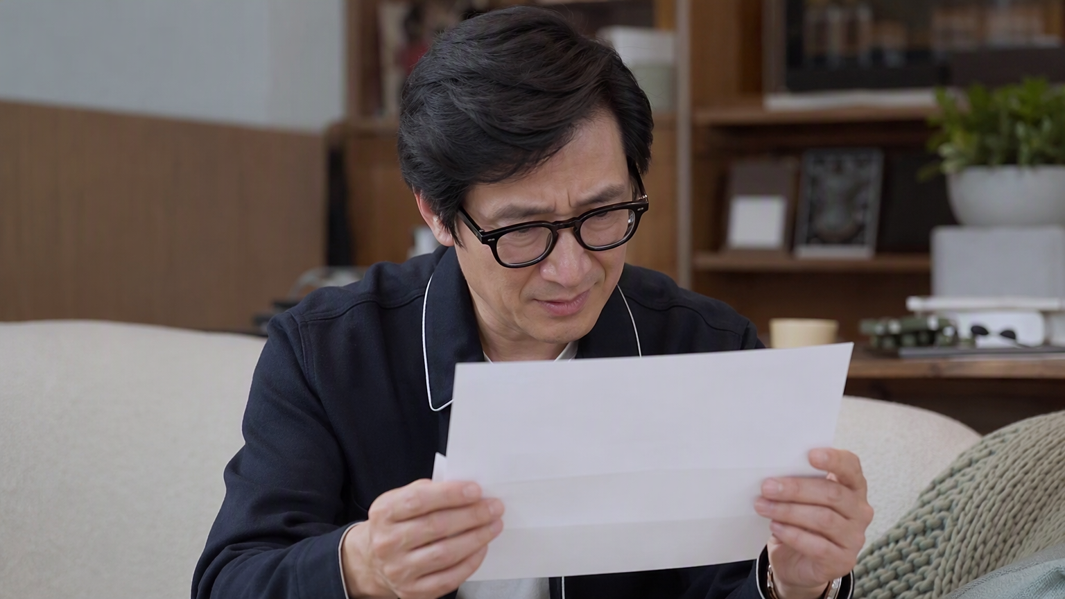 The $100K Check That Made No Sense to Ke Huy Quan