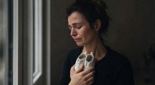 Jennifer Burnham posted the kind of video no parent should ever have to make. Her four-year-old son Baxter died on October 5th, and she and her husband Bryce shared the news on Instagram a week later with a reel that's just - God, it's gut-wrenching