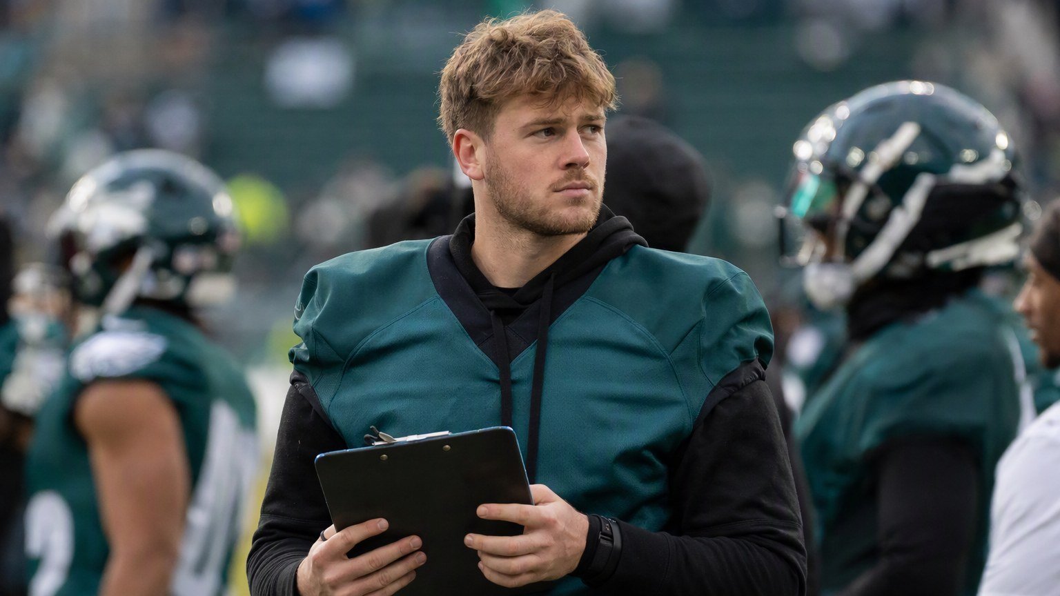 Jalen Hurts Blood Clot: Eagles' Emergency QB Shift