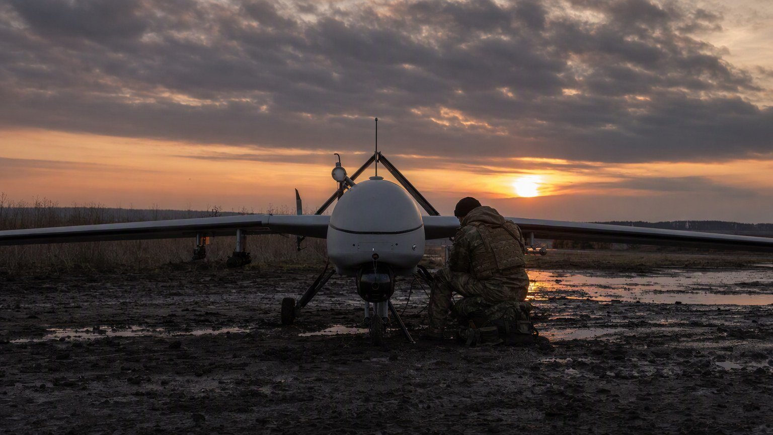 Musk Pulls the Plug: Ukraine's Drones Grounded Mid-Mission