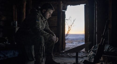 So here's something that's been making the rounds - and honestly, it's the kind of thing that makes you wonder what the hell is actually happening over there. Ukraine woke up one morning and Starlink just... stopped working. Not everywhere, not gradu