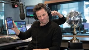 The Social Media Hack That Won Bobby Bones His Mirror Ball