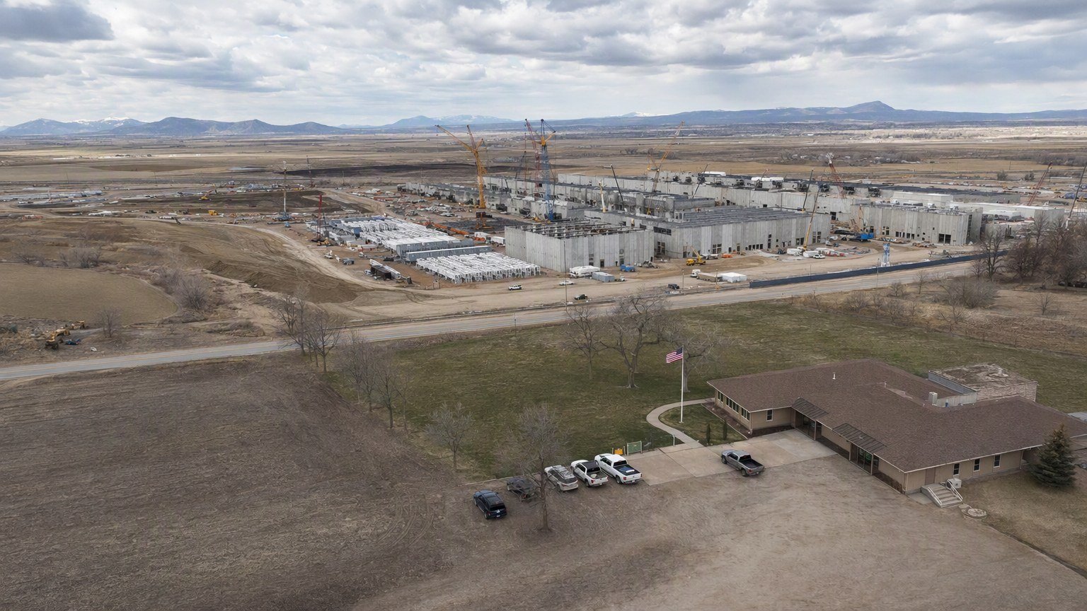 Why Amazon Just Killed Its Data Center NDAs